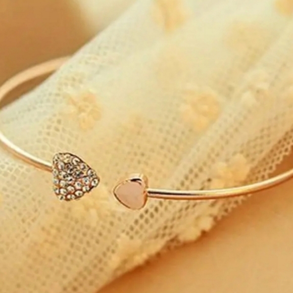 Gold Heart Bangle Bracelet - Picture 2 of 3